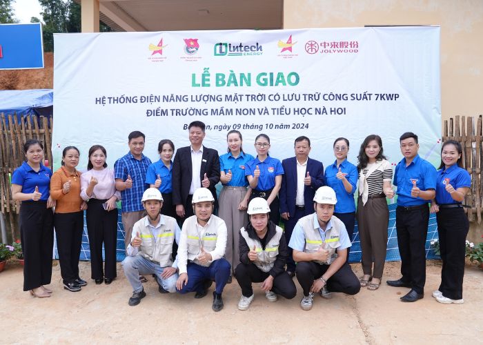 Bàn giao hệ thống điện mặt trời 7kWp, thắp sáng điểm trường tại Bắc Kạn